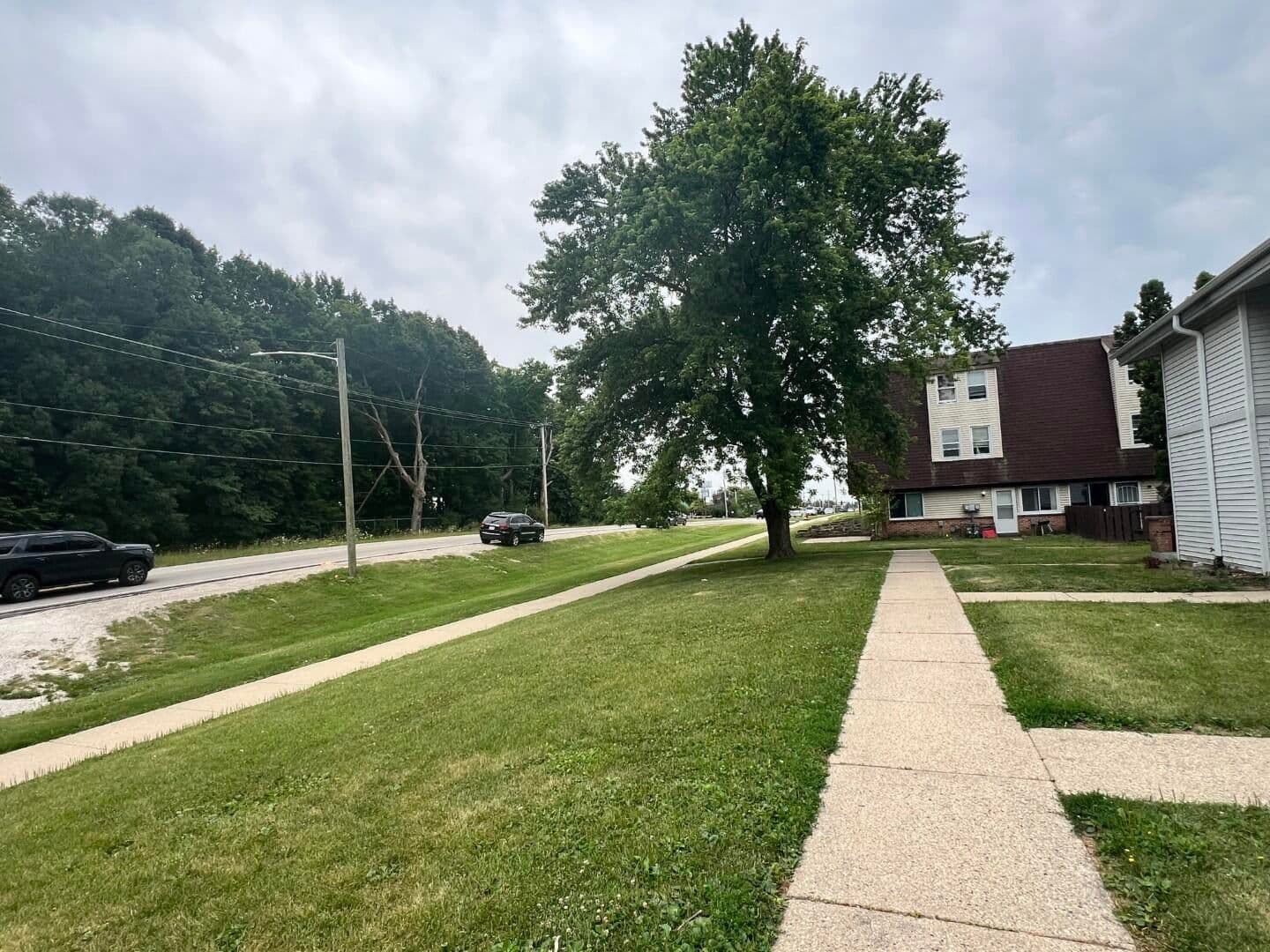 8895 Swan Rd, Milwaukee, WI 53224 3