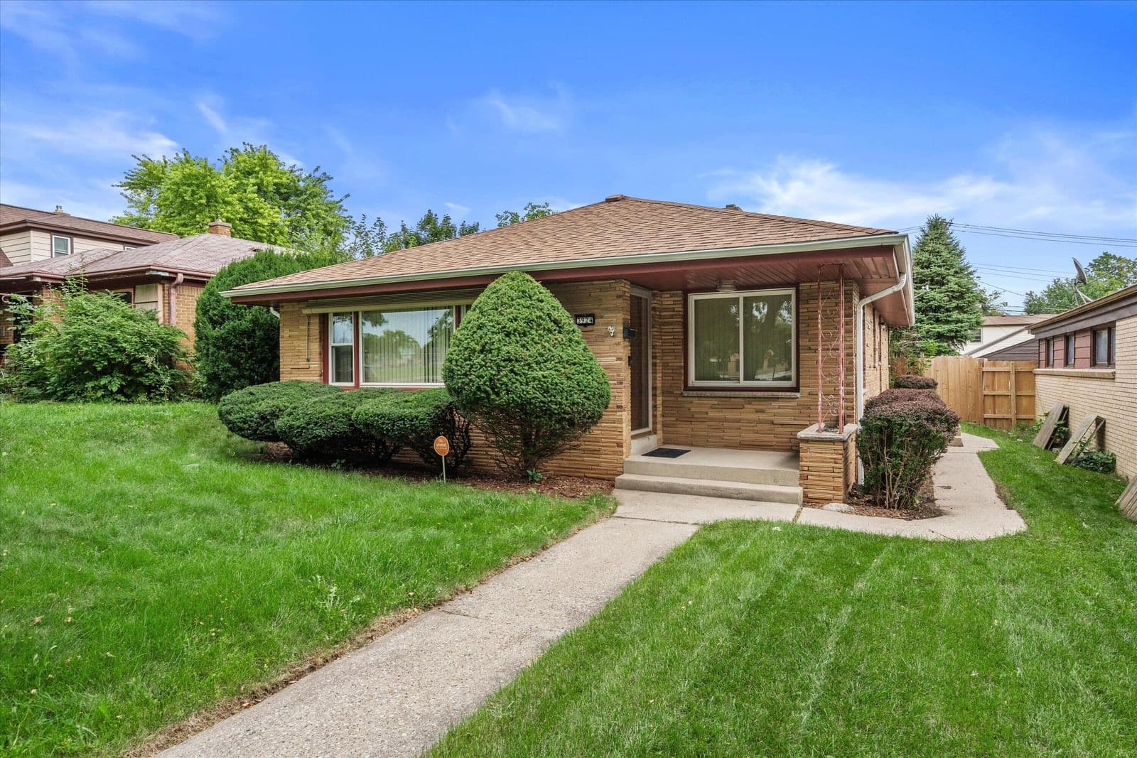 3924 65th St, Milwaukee, WI 53216