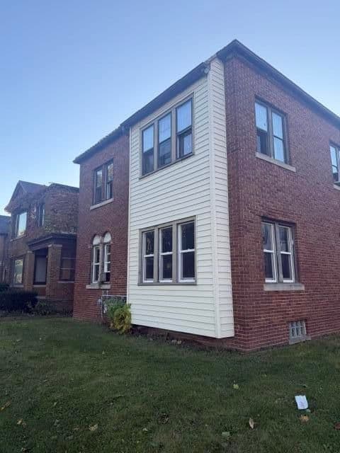 3069 Sherman Blvd, Milwaukee, WI 53210 2