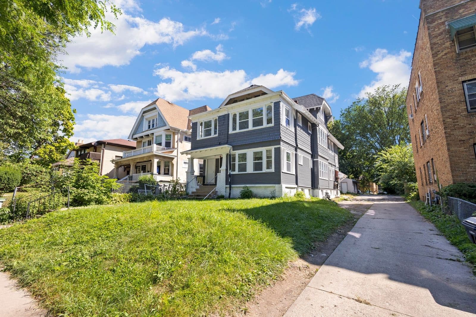 4266 Highland Blvd, Milwaukee, WI 53208