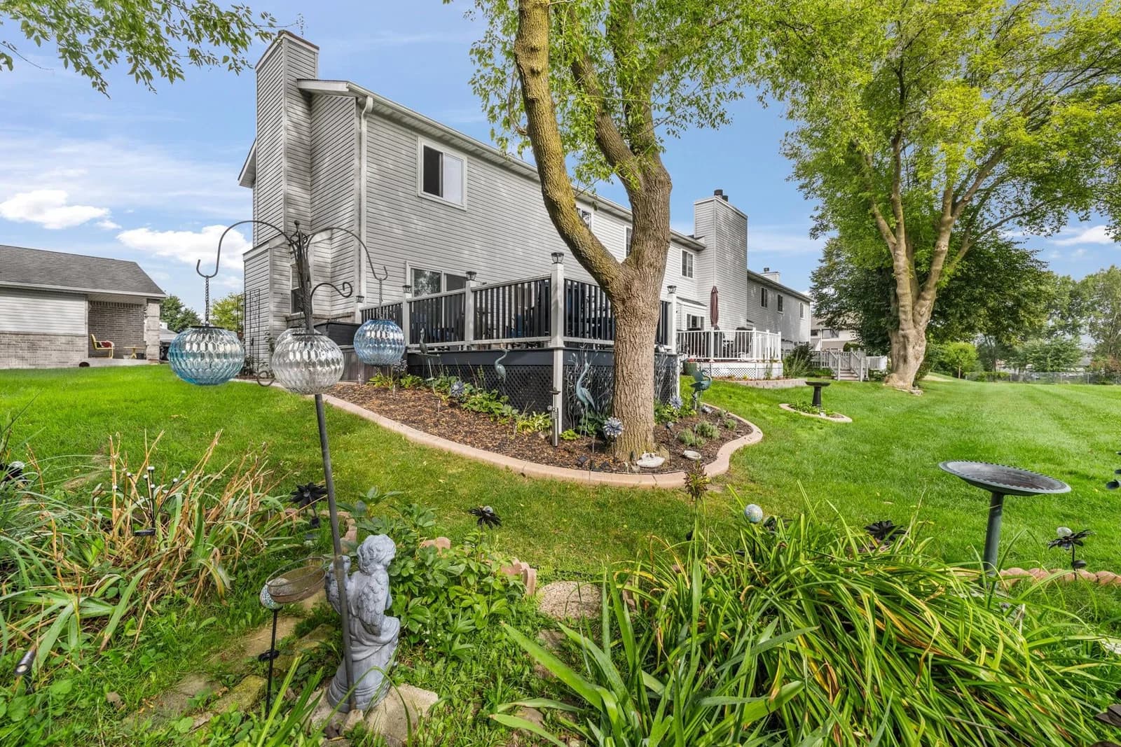 3825 College Ave 5