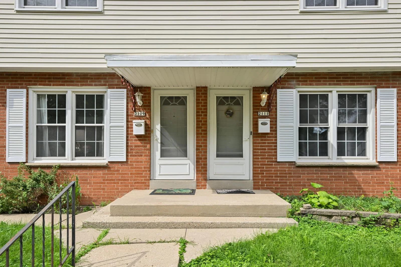 2109 70th St, Wauwatosa, WI 53213 2