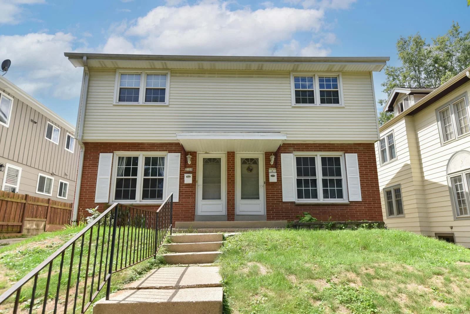2109 70th St, Wauwatosa, WI 53213
