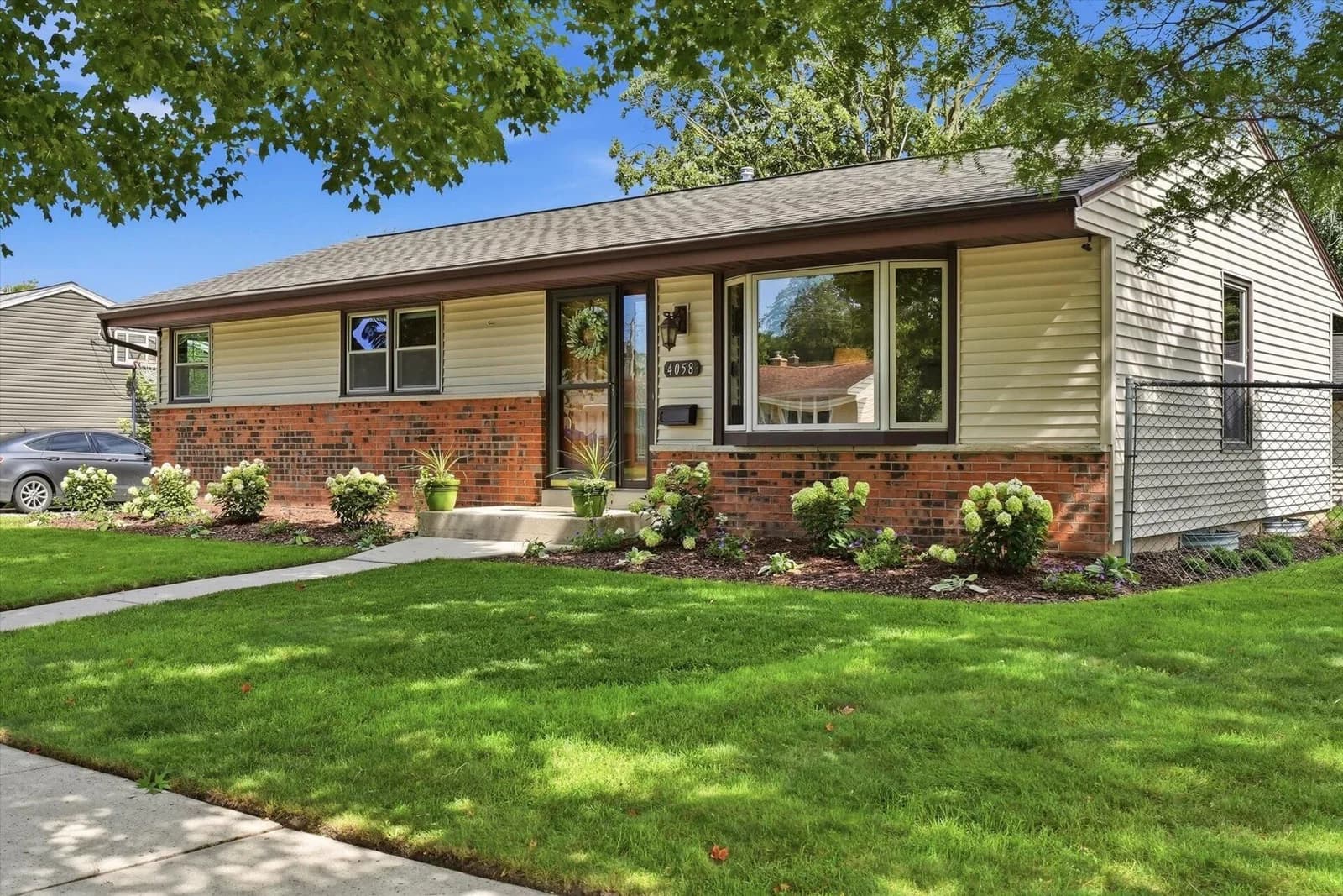 4058 73rd St, Milwaukee, WI 53220