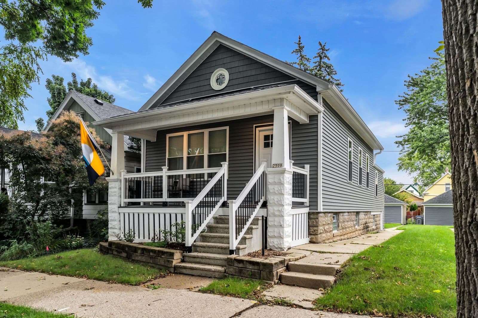 2508 Williams St, Milwaukee, WI 53207