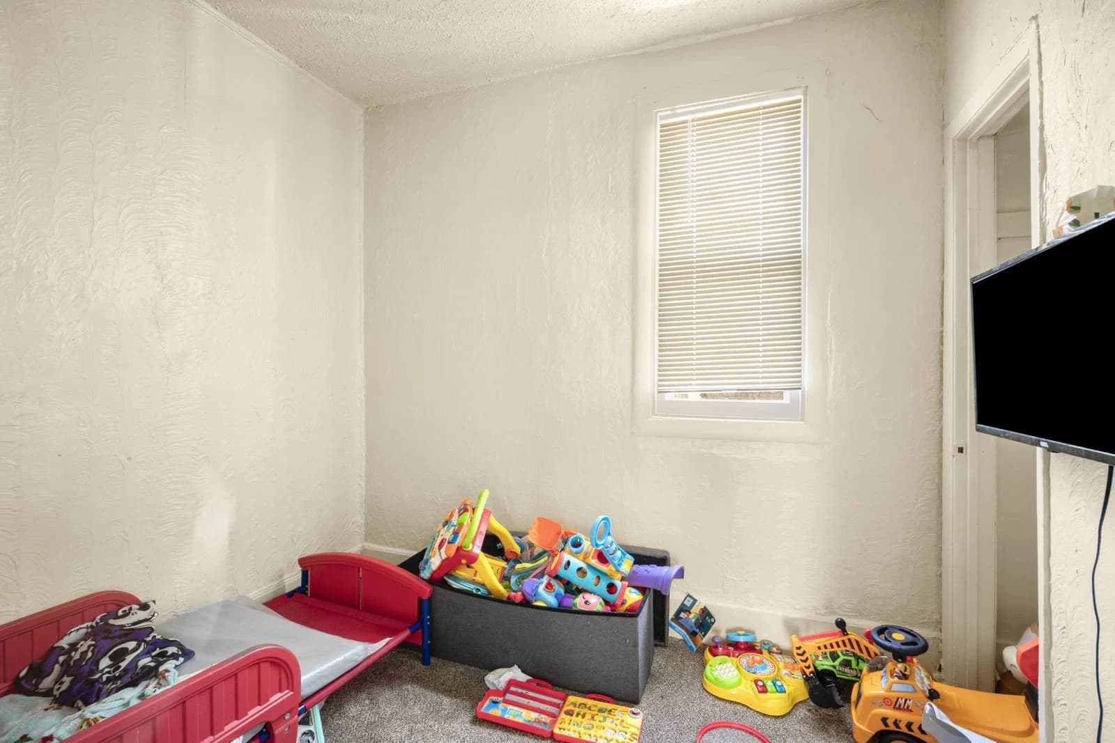 2426 35th St 4