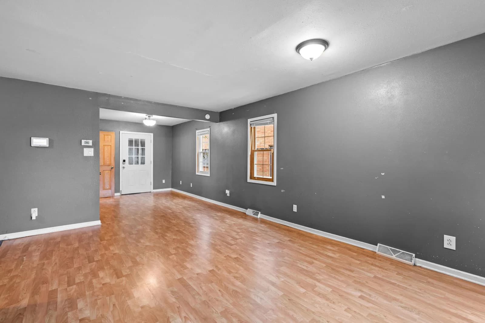 3523 76th St, Milwaukee, WI 53222 3