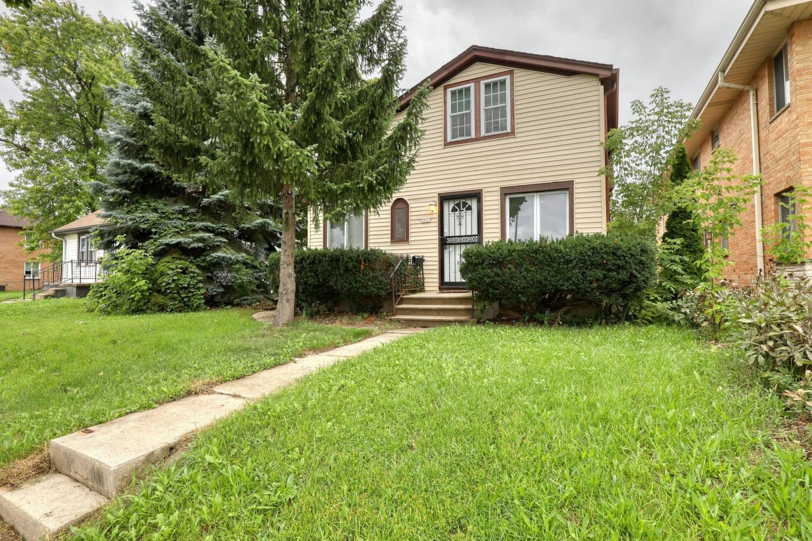 3523 76th St, Milwaukee, WI 53222