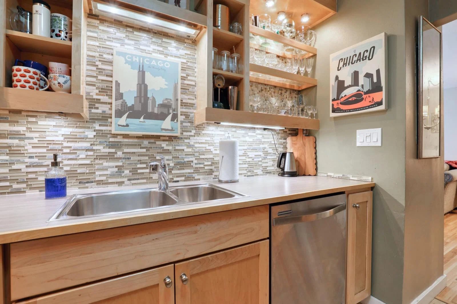 5200 Tuckaway Blvd, Greenfield, WI 53221 3