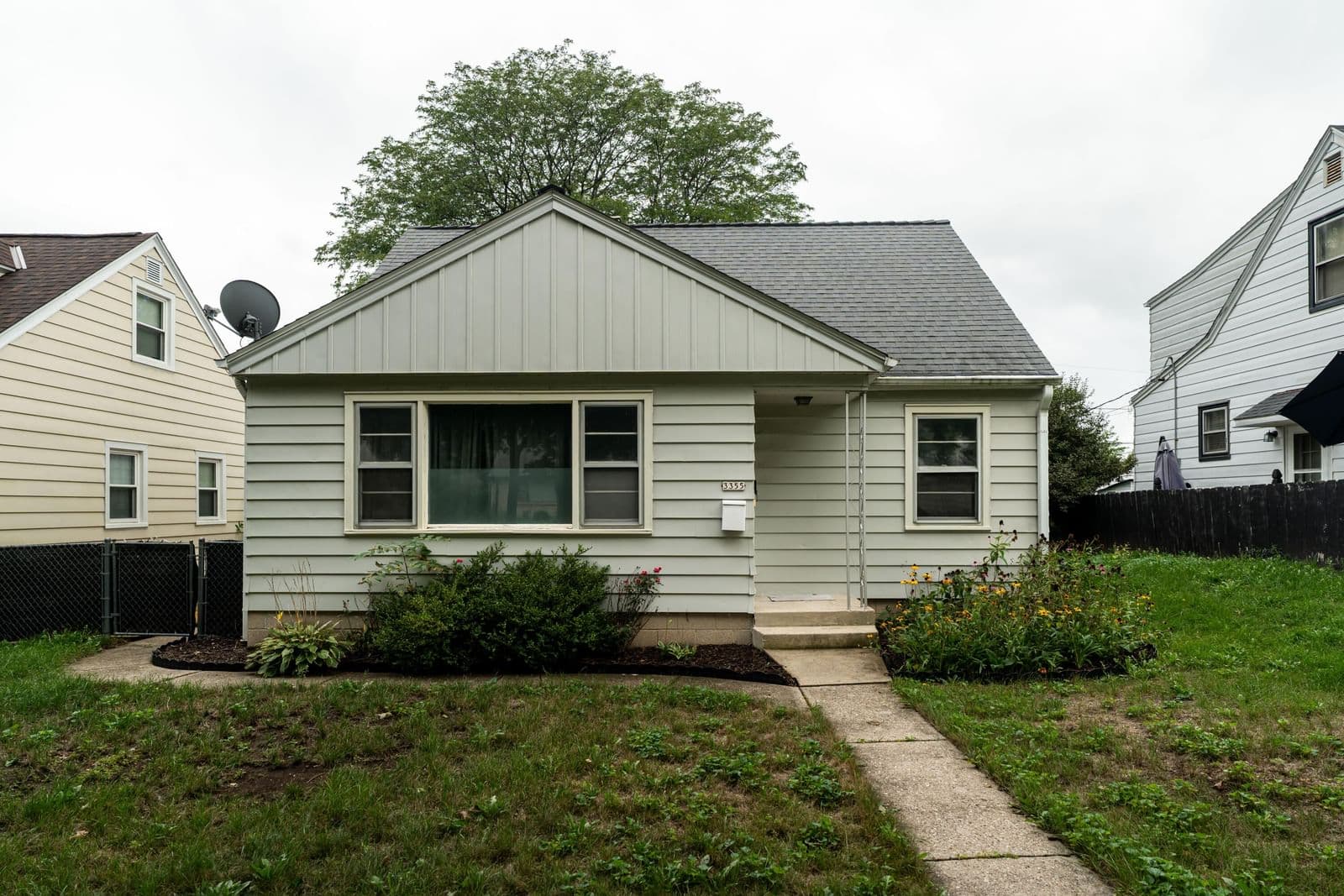 3355 83rd St, Milwaukee, WI 53222 2