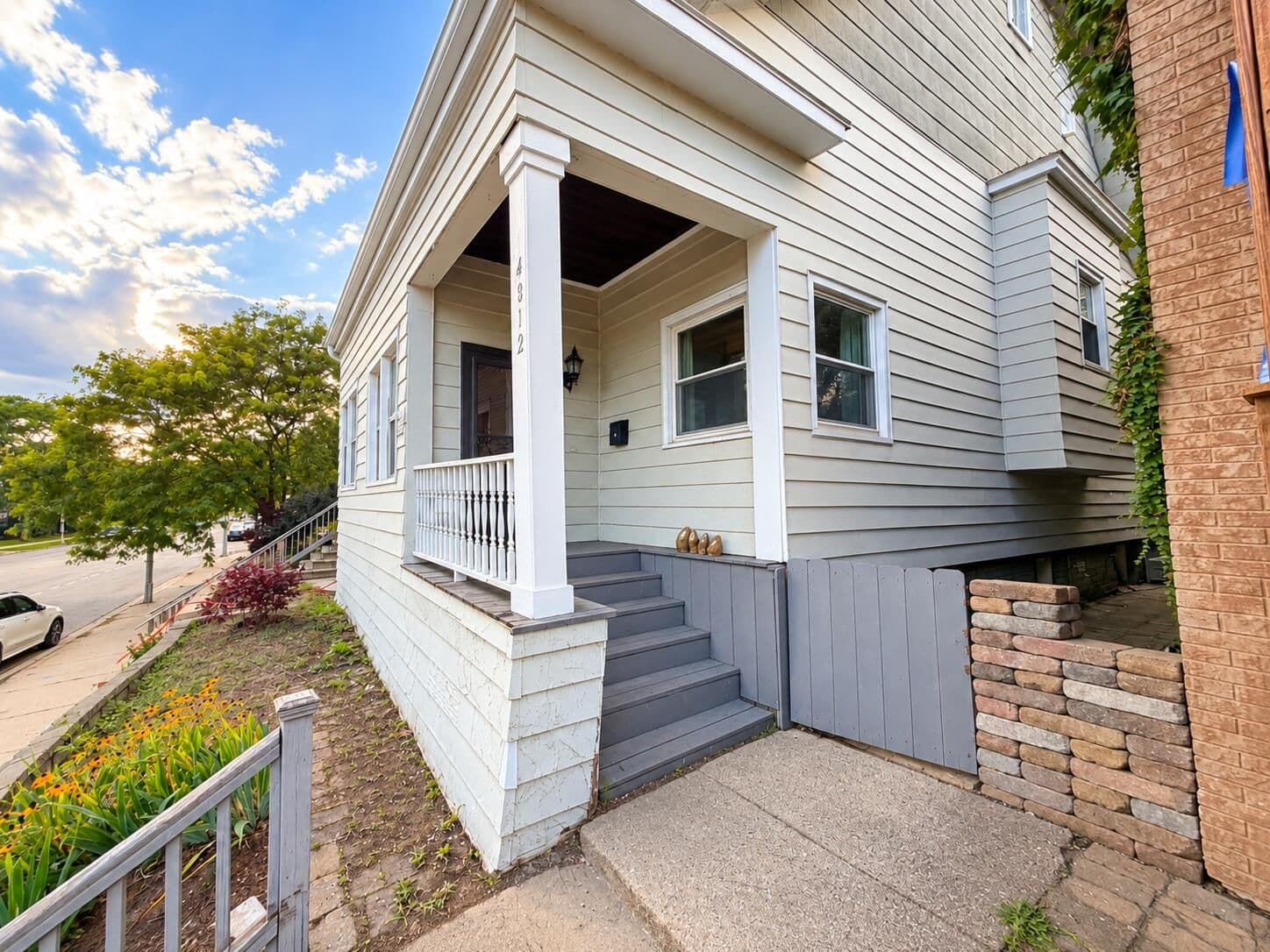 4812 Vliet St, Milwaukee, WI 53208 2