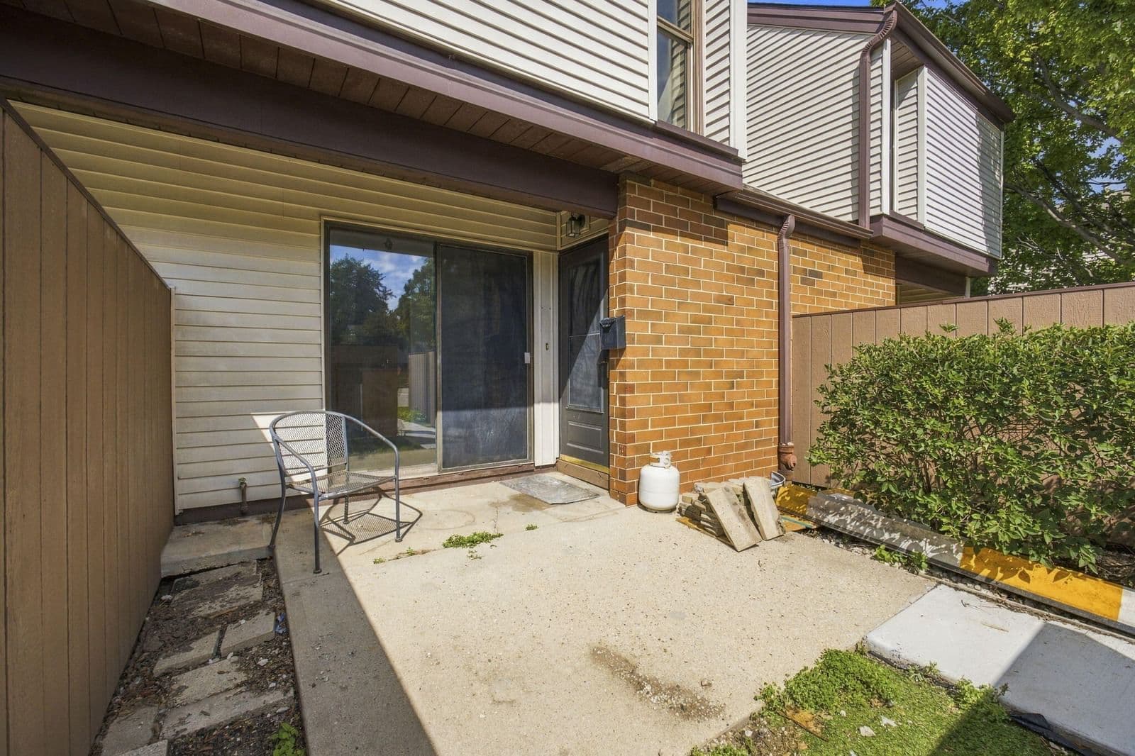 5217 13th St, Milwaukee, WI 53221 2