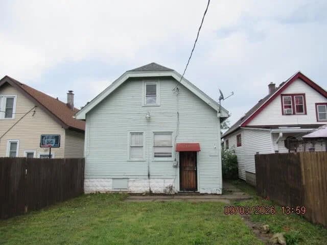 3937 22nd St, Milwaukee, WI 53206 3