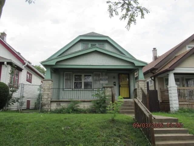 3937 22nd St, Milwaukee, WI 53206