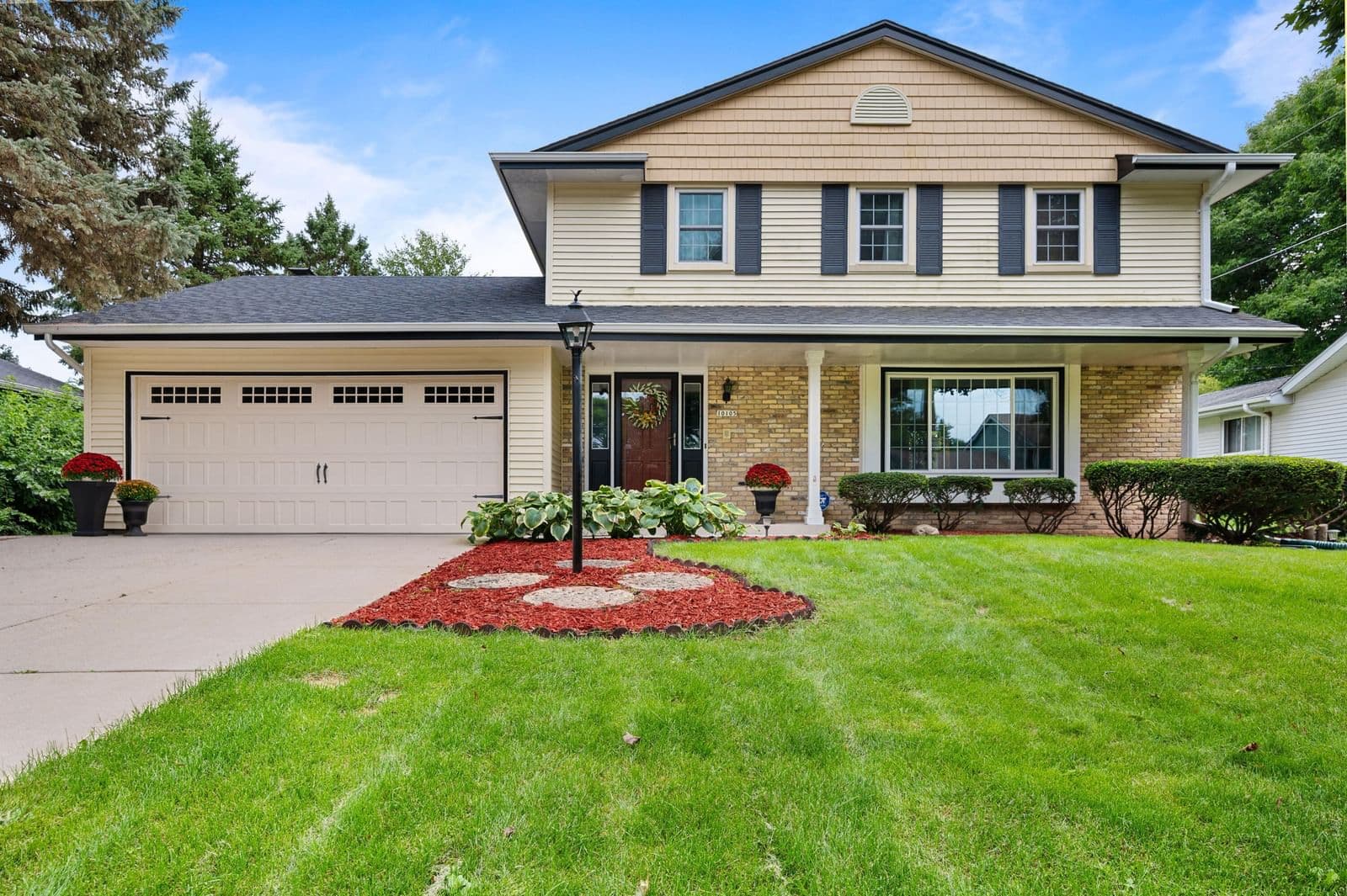 10105 Terra Ave, Milwaukee, WI 53224