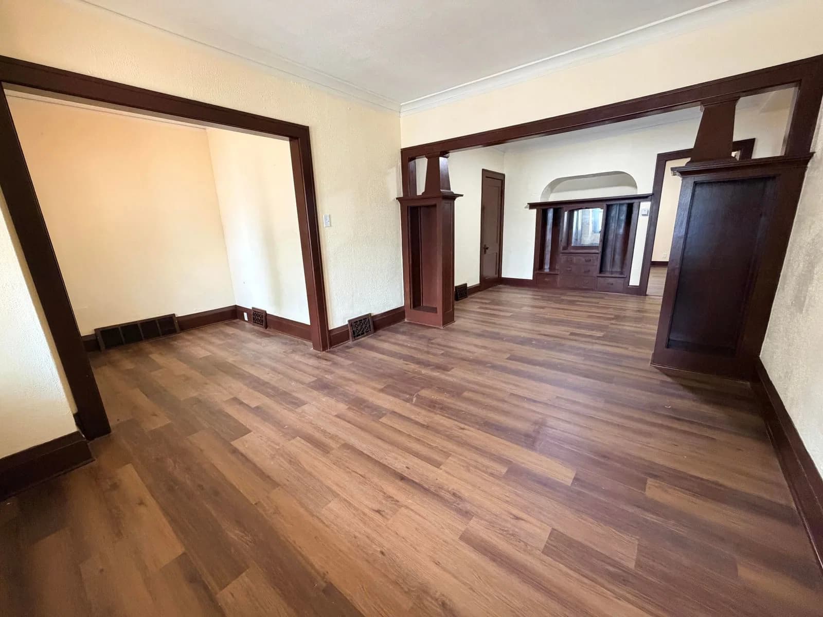 2022 Keefe Ave 4