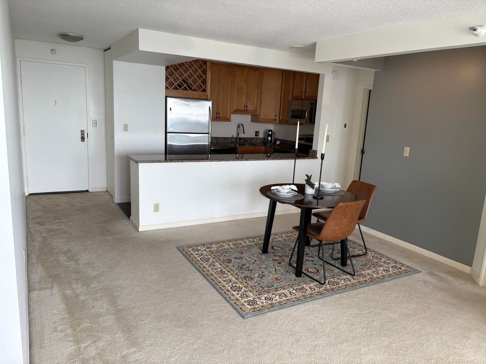 1660 Prospect Ave 4