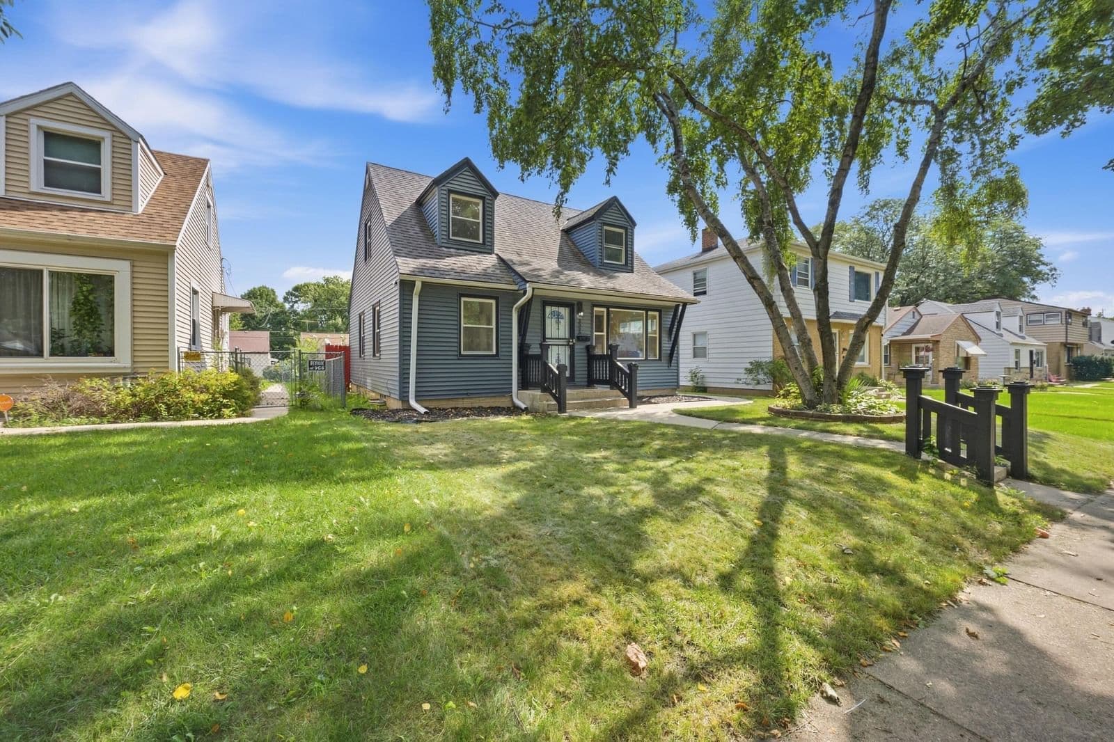 3536 62nd St, Milwaukee, WI 53216 2