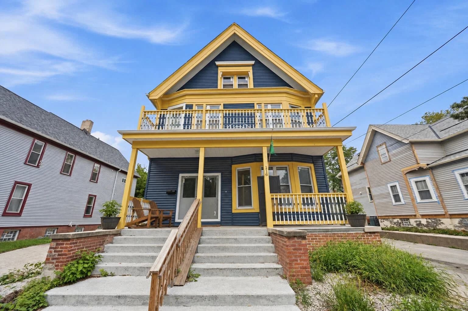 116 Meinecke Ave, Milwaukee, WI 53212
