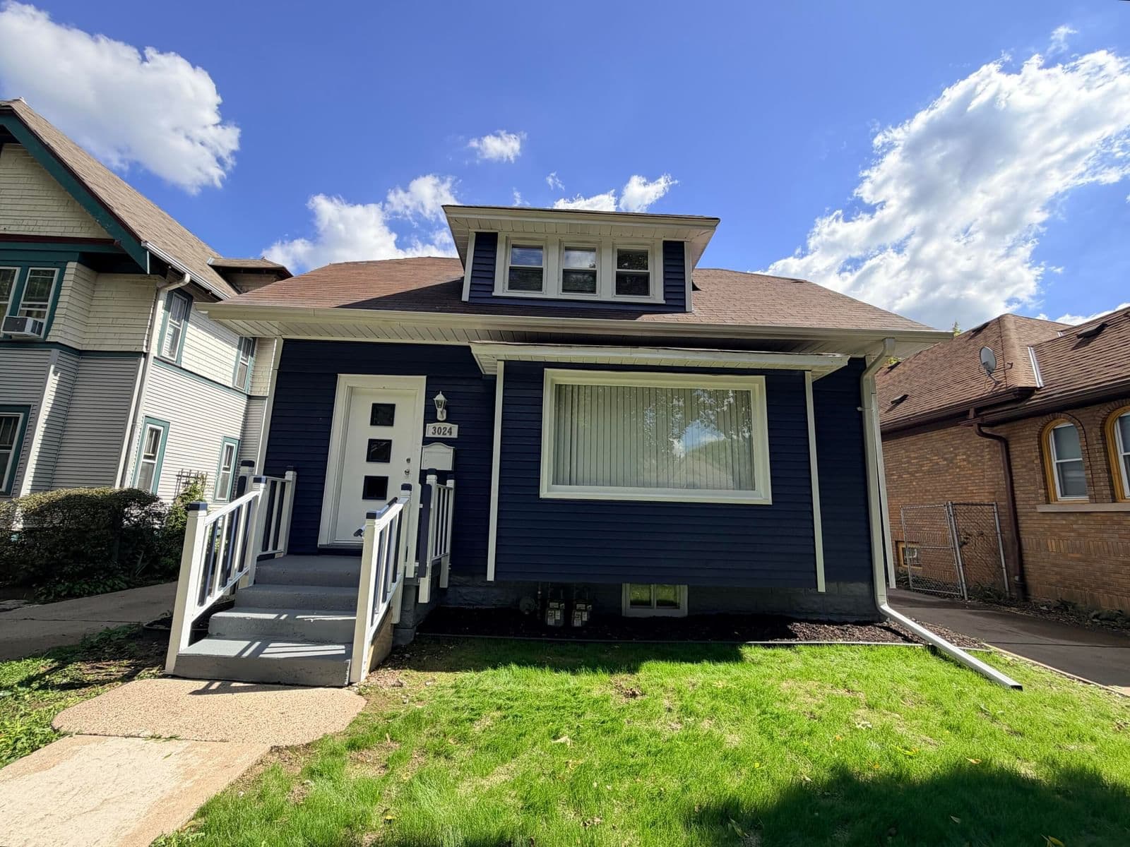 3024 44th St, Milwaukee, WI 53210 2
