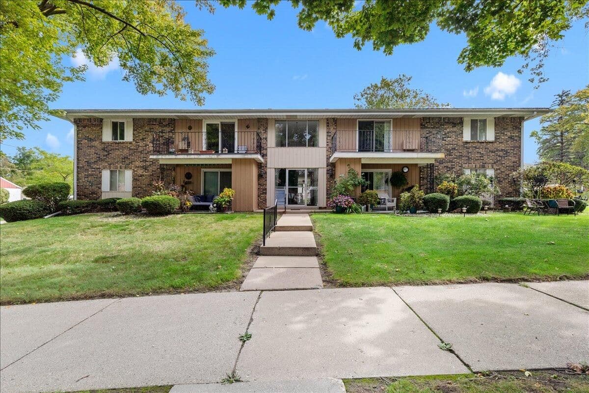 3408 Taylor Ave, Milwaukee, WI 53207