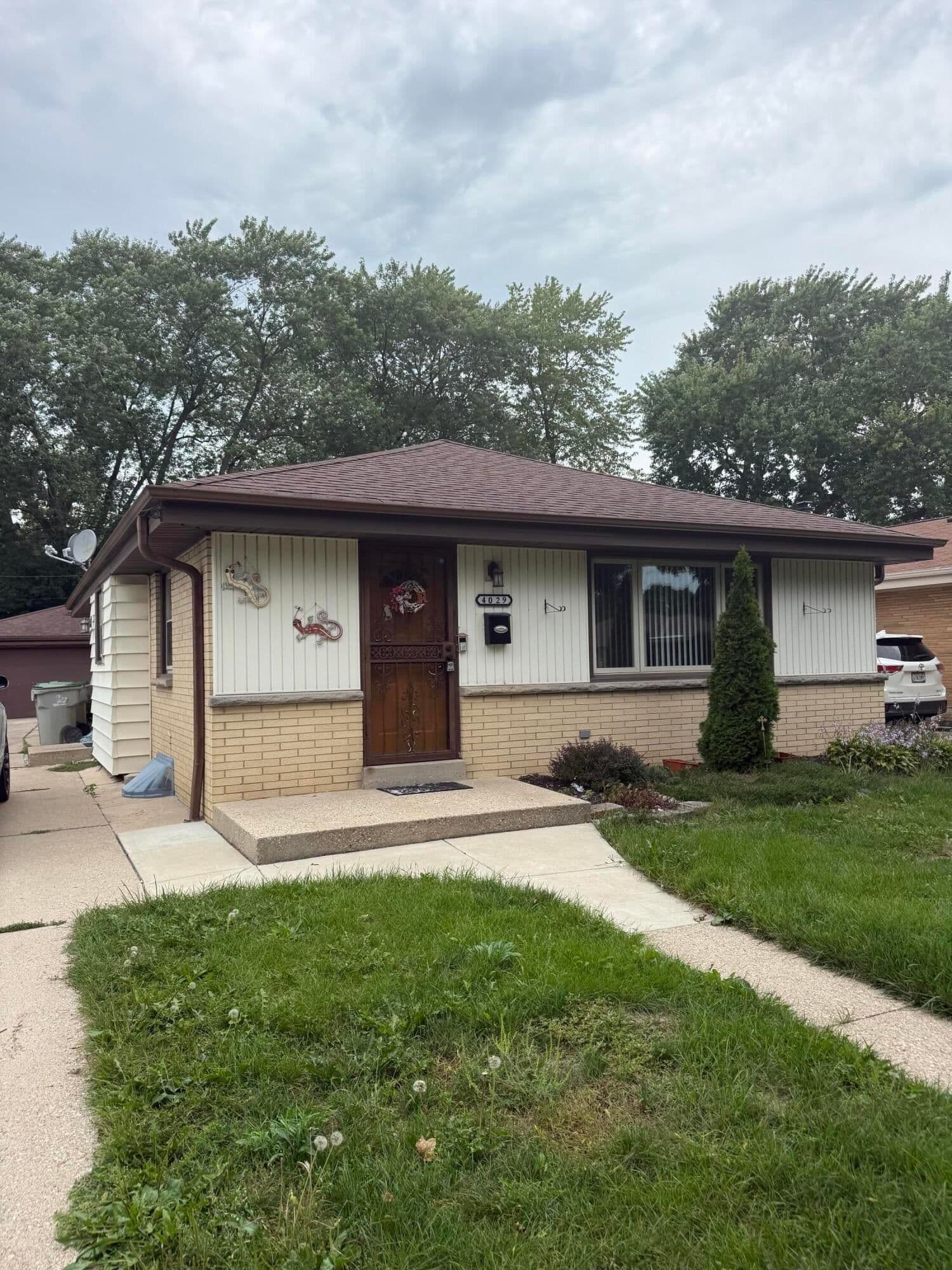 4029 72nd St, Milwaukee, WI 53216 2