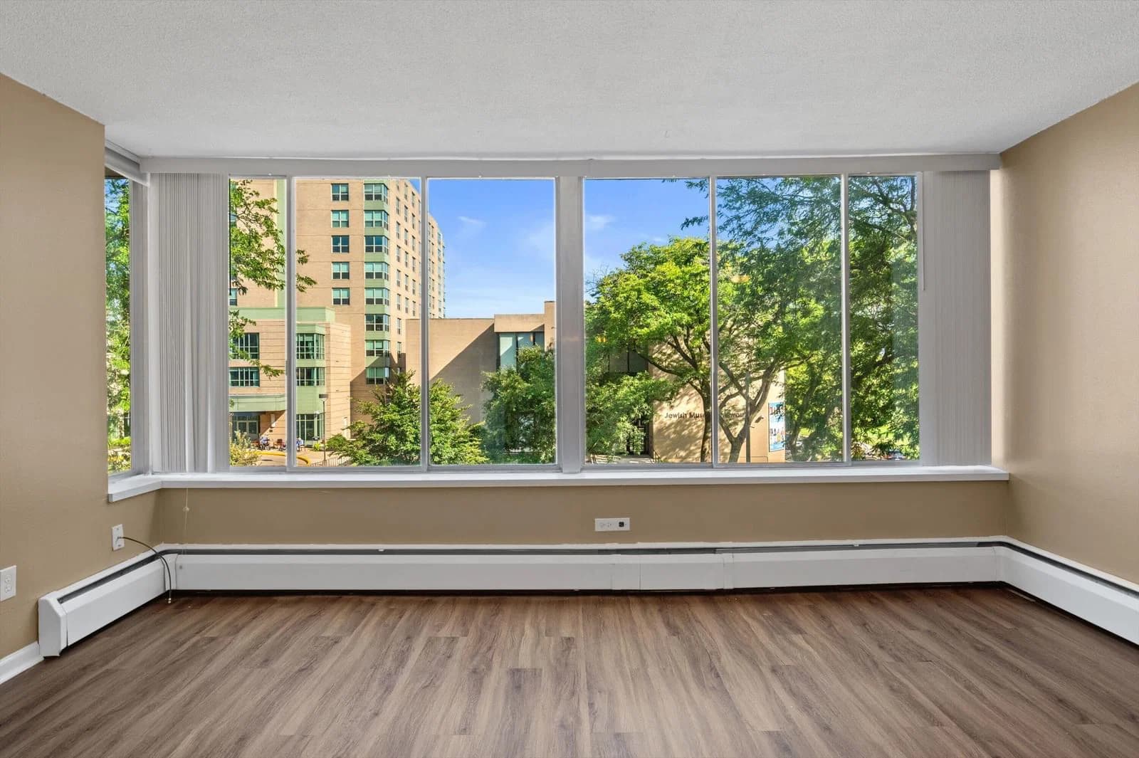 1409 Prospect Ave 5