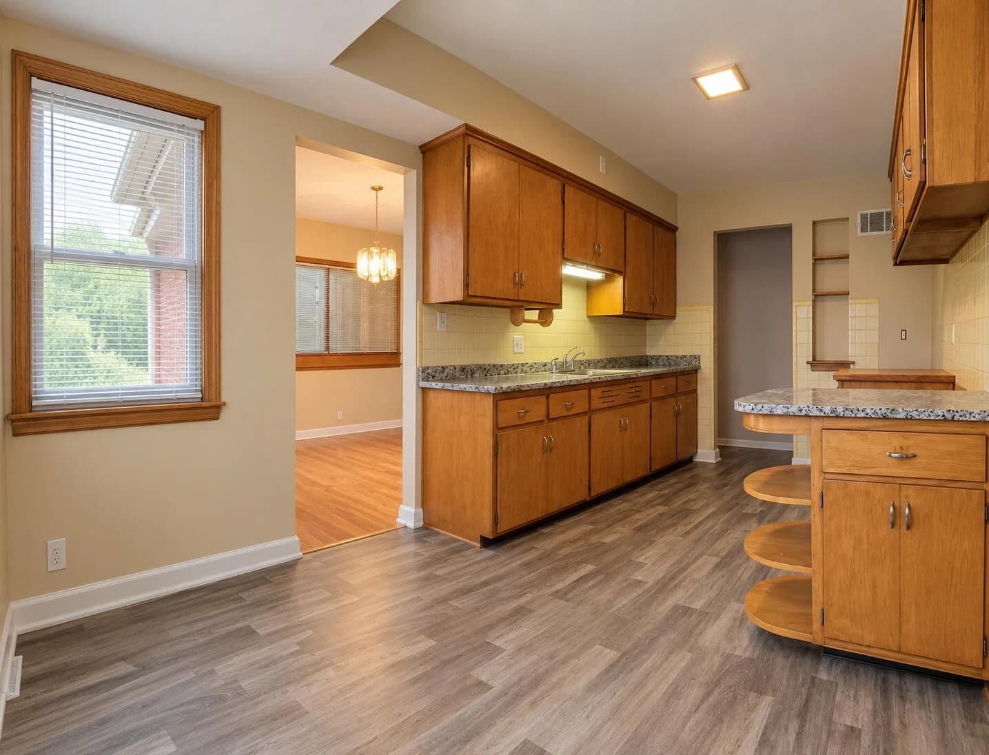2705 Carlton Pl, Milwaukee, WI 53210 2