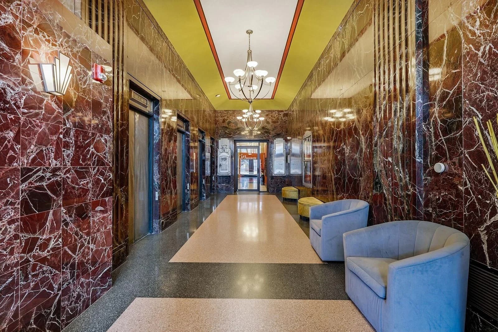 606 Wisconsin Ave, Milwaukee, WI 53203 2