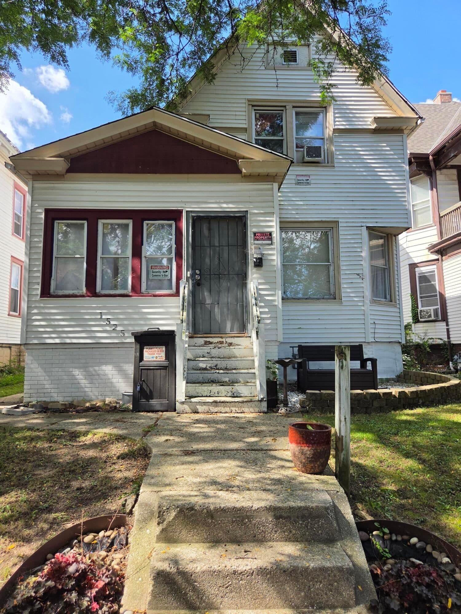 1525 39th St, Milwaukee, WI 53208 2