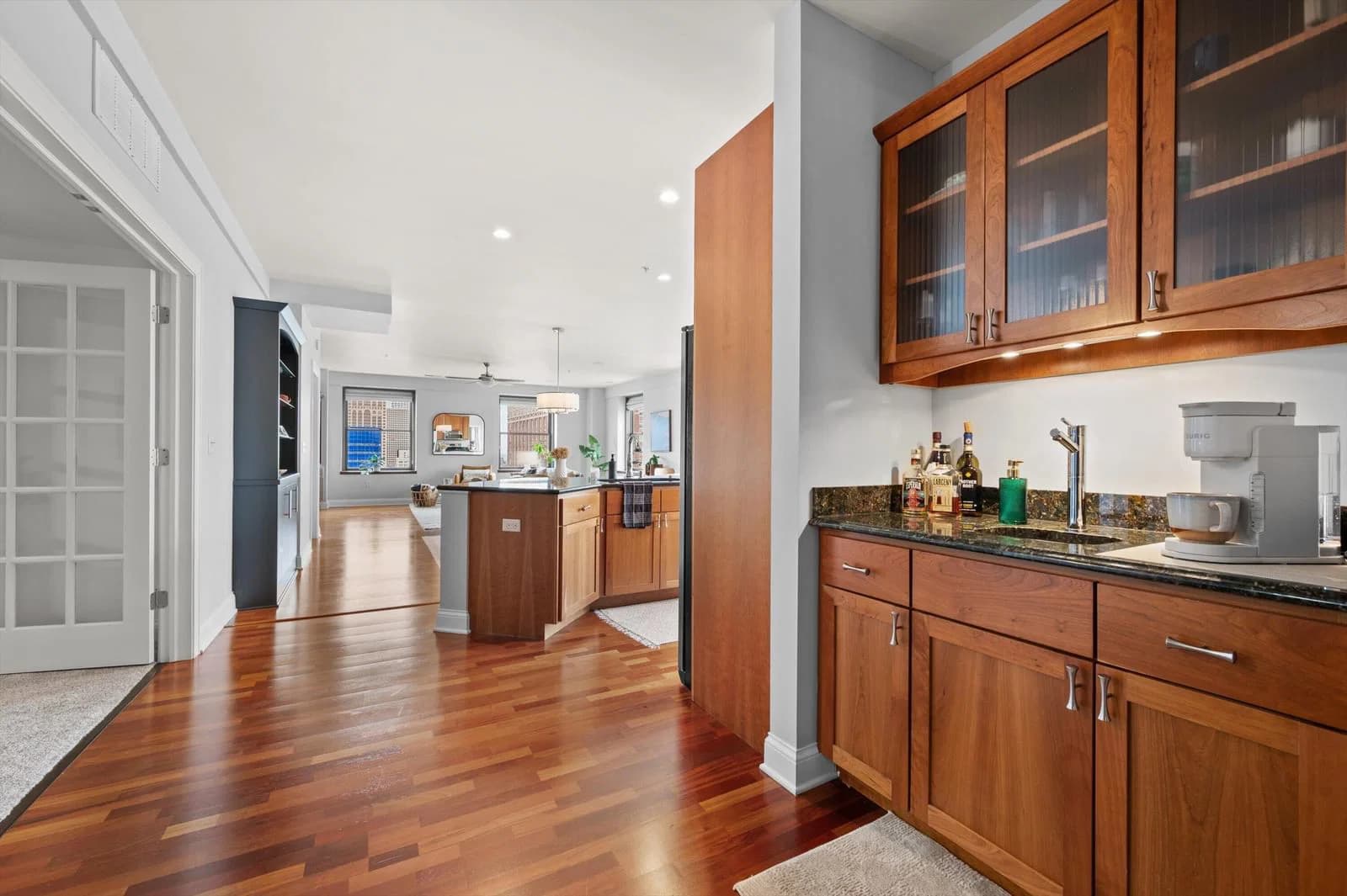 606 Wisconsin Ave 5