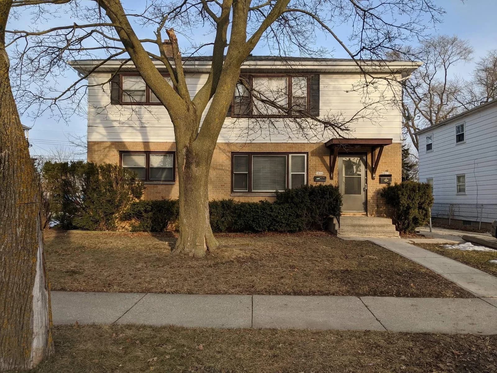 5844 83rd St, Milwaukee, WI 53218