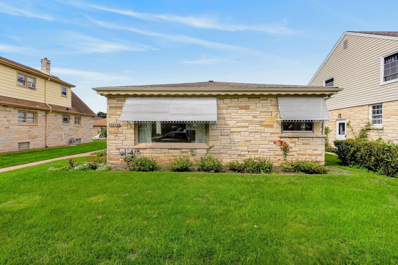3579 14th St, Milwaukee, WI 53221 2