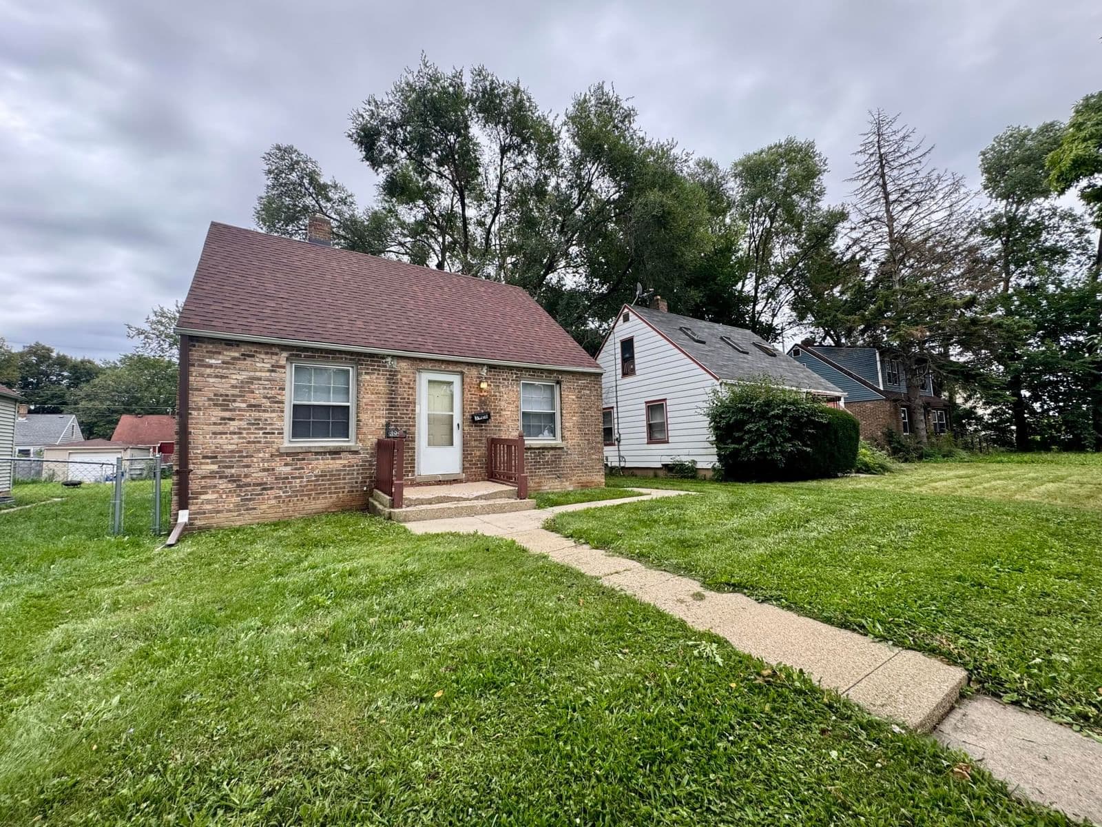 3928 30th St, Milwaukee, WI 53216