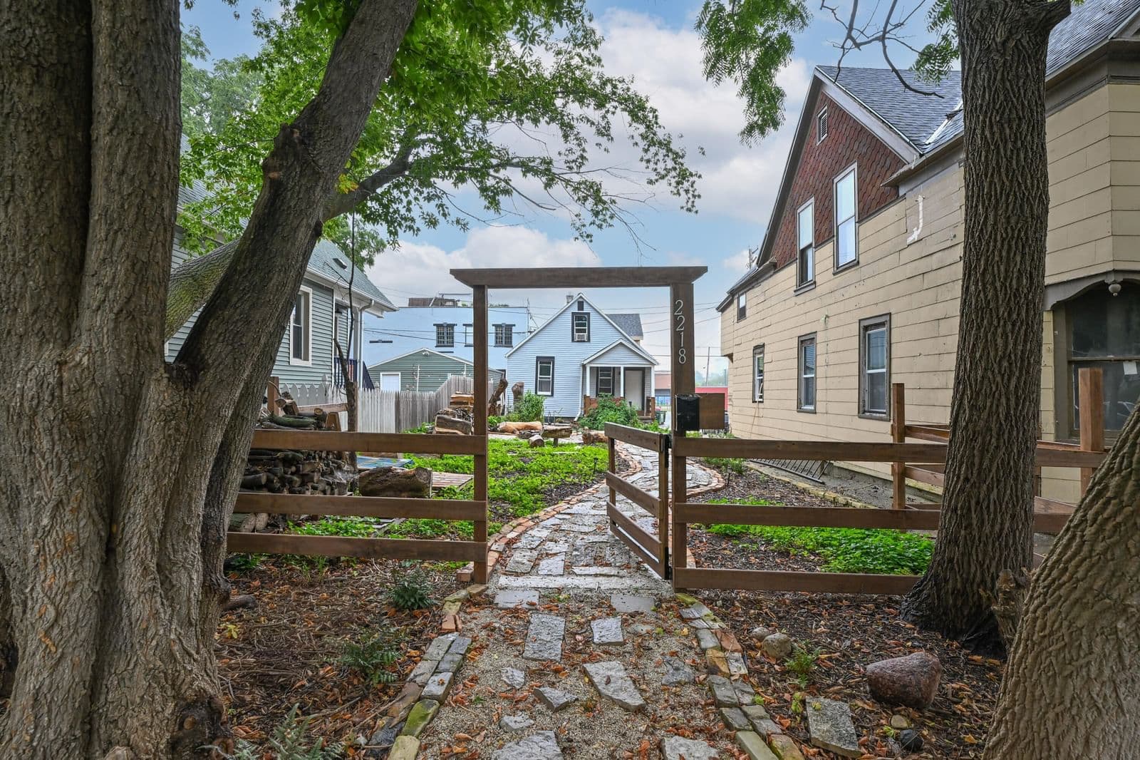 2218 Weil St, Milwaukee, WI 53212