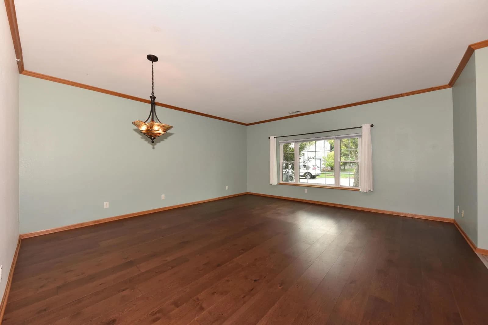 5339 Hidden Dr 5