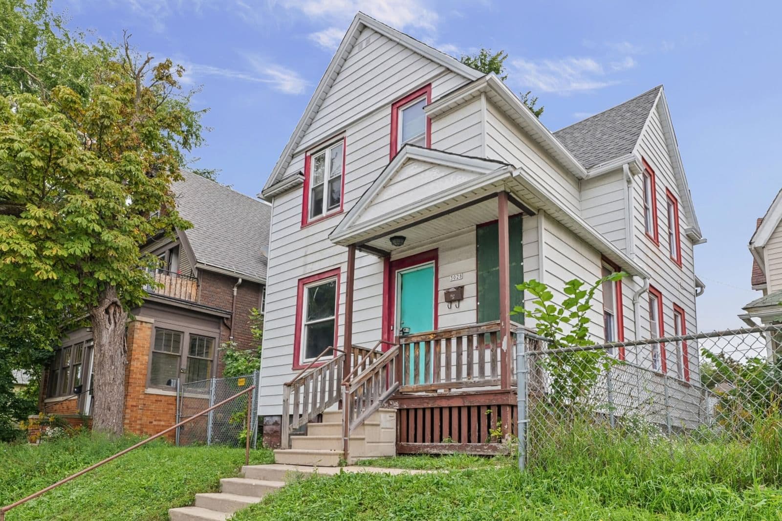 3028 Holton St, Milwaukee, WI 53212 3