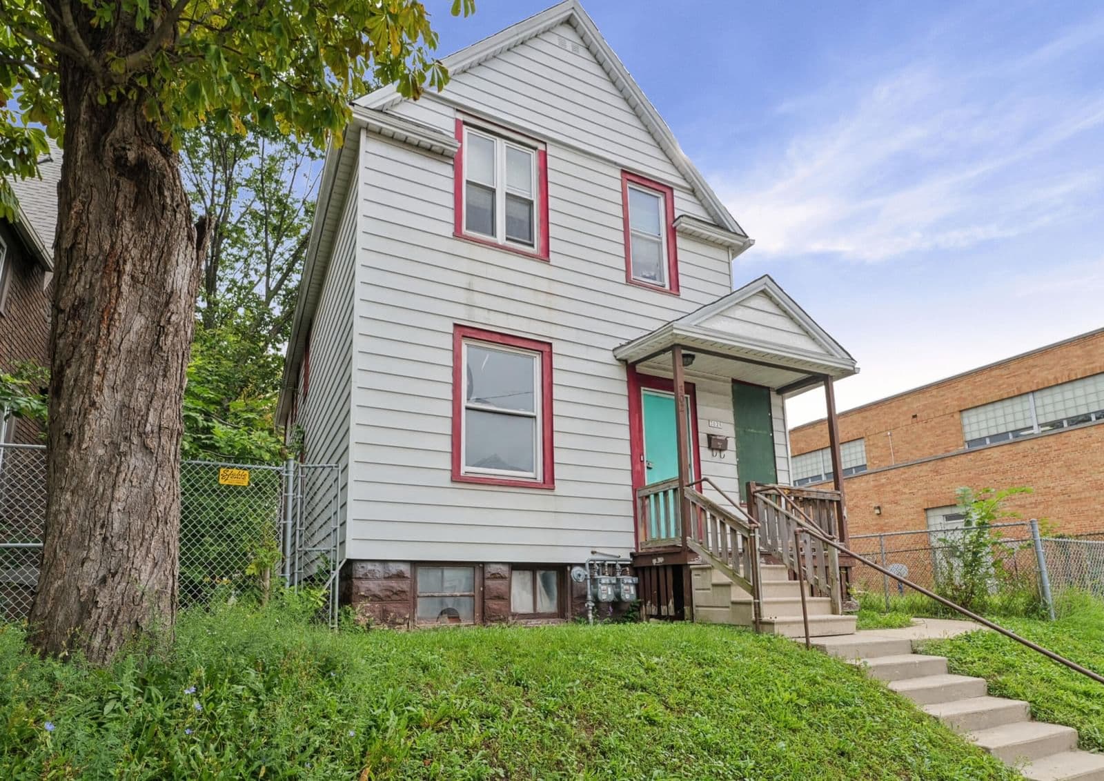 3028 Holton St, Milwaukee, WI 53212 2