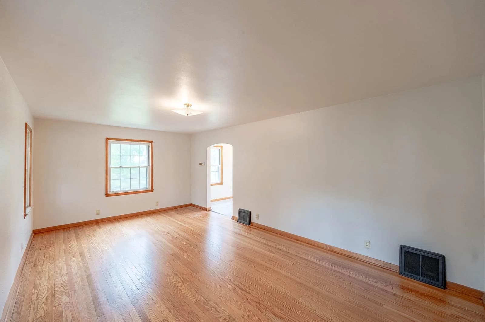 2509 Ramsey Ave 4