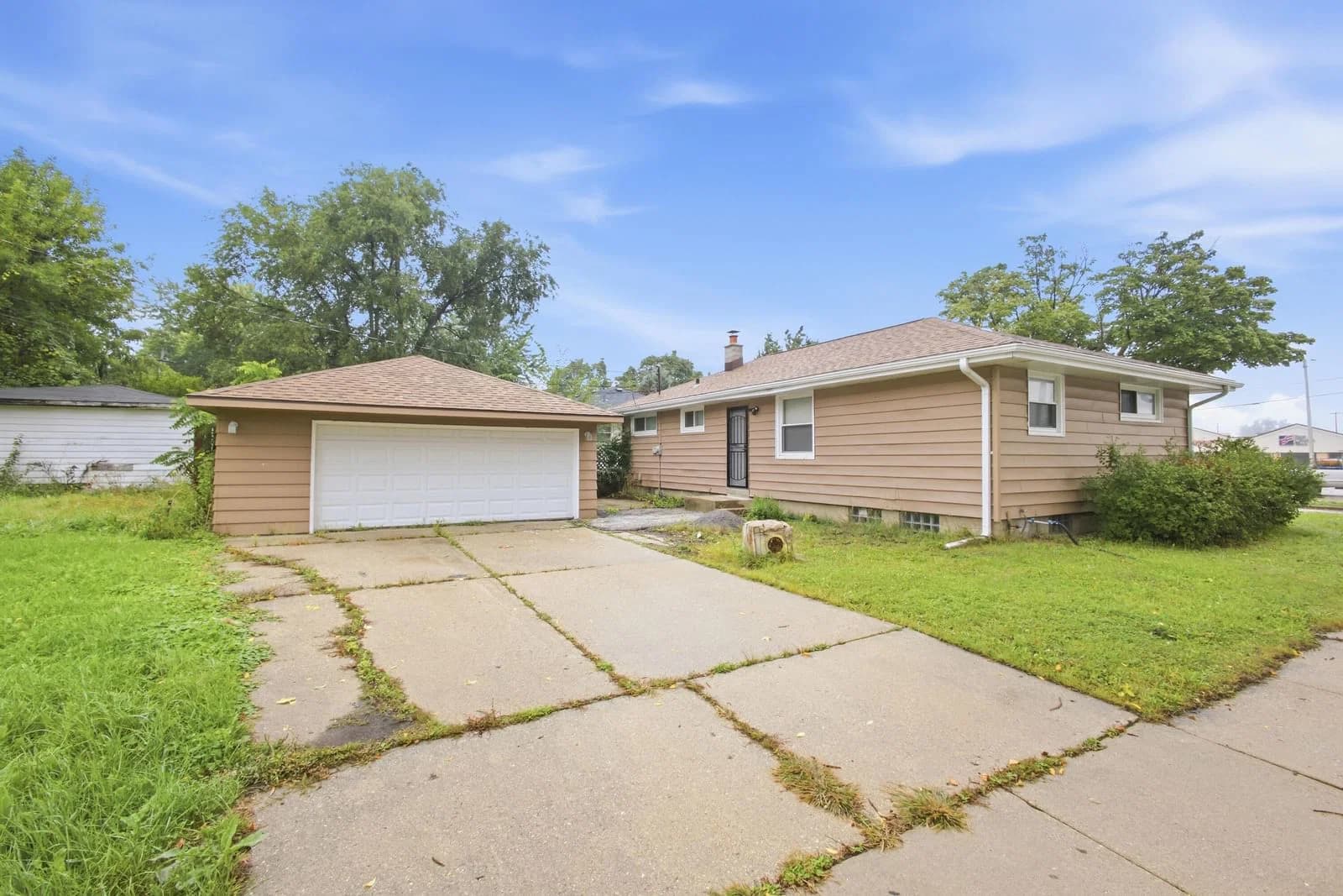 10325 Silver Spring Dr, Milwaukee, WI 53225 3