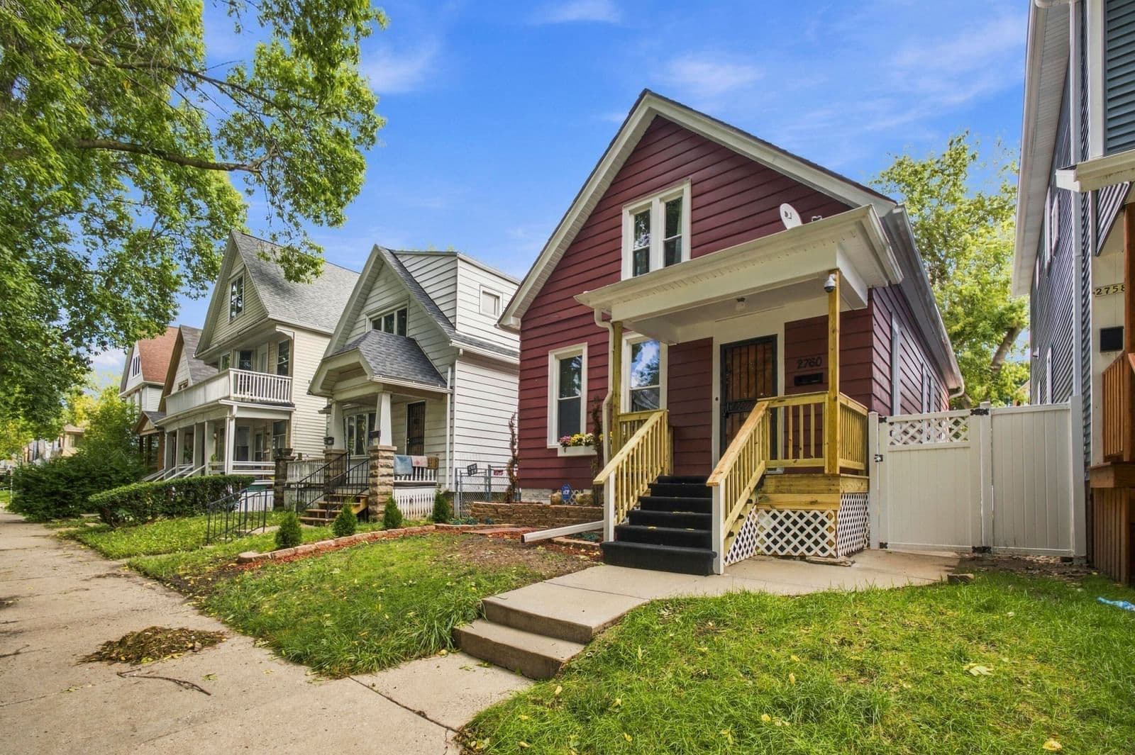 2760 Booth St, Milwaukee, WI 53212 2
