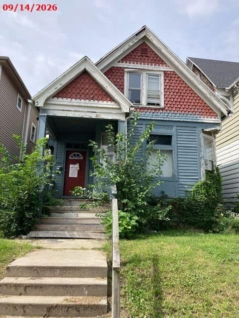 2247 41st St, Milwaukee, WI 53208