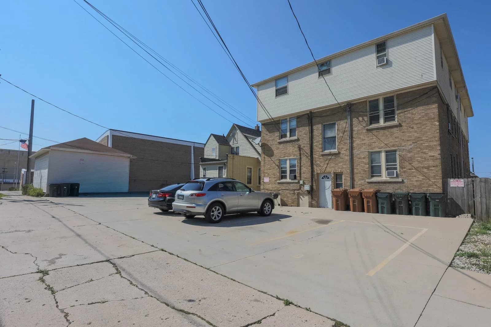 915 Minnesota Ave 4