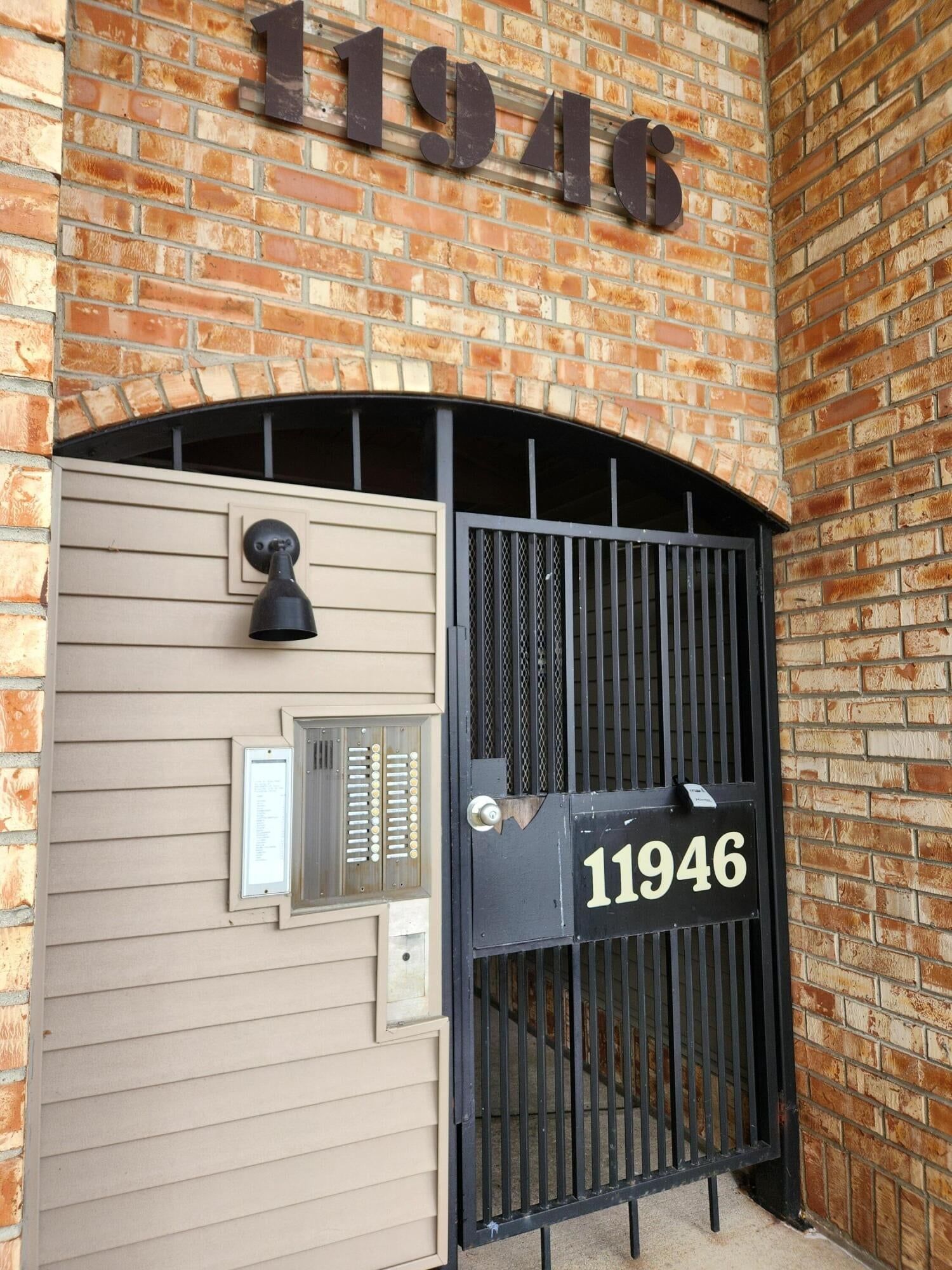 11946 Mill Rd, Milwaukee, WI 53225 2