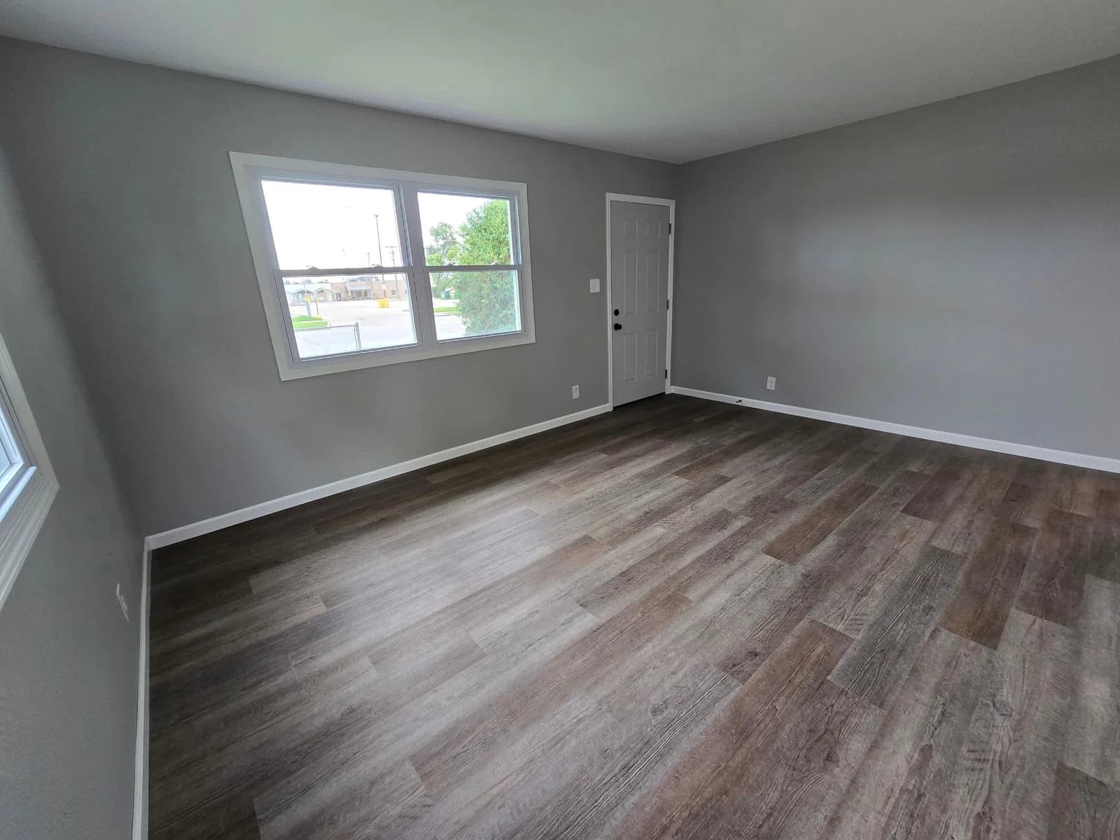 6167 35th St, Milwaukee, WI 53022 3