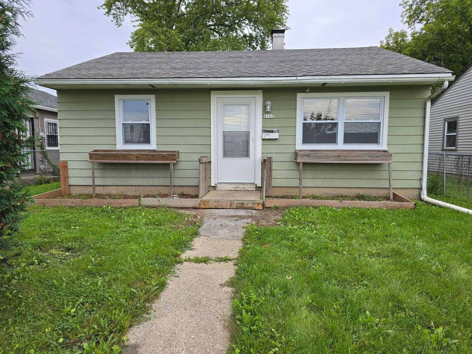 6167 35th St, Milwaukee, WI 53022