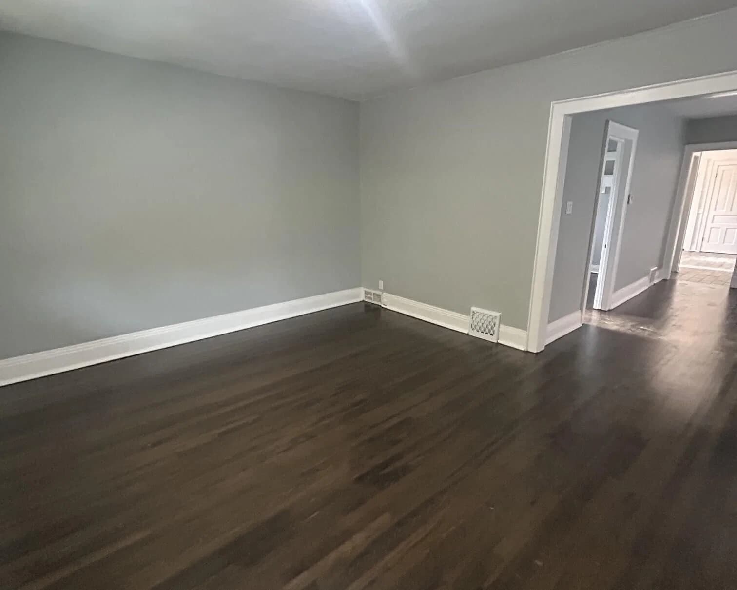 2134 Lincoln Ave, Milwaukee, WI 53215 3