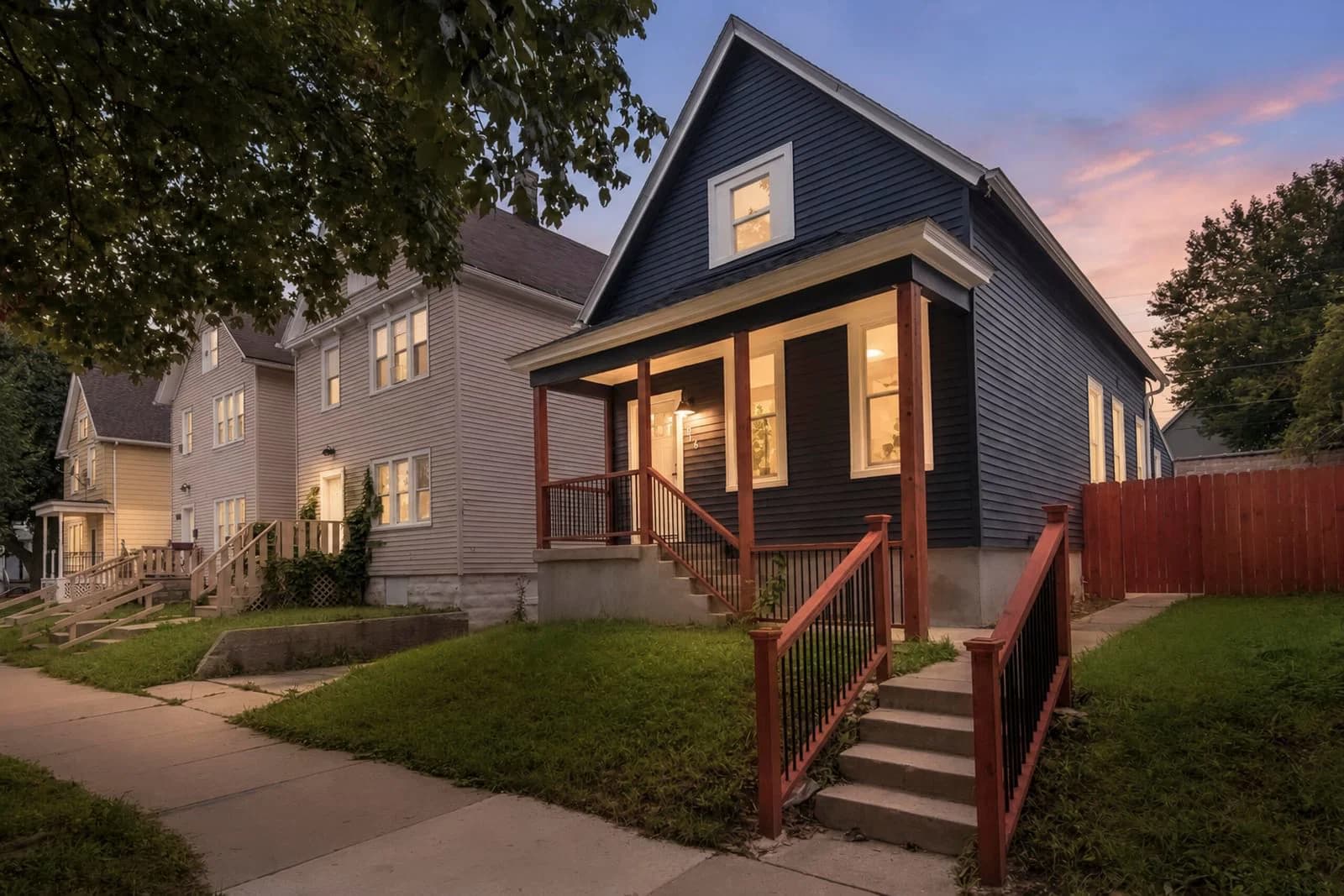 316 Clarence St, Milwaukee, WI 53207