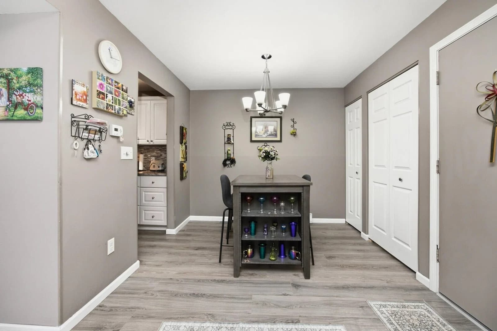 10340 Whitnall Edge Dr, Franklin, WI 53132 2