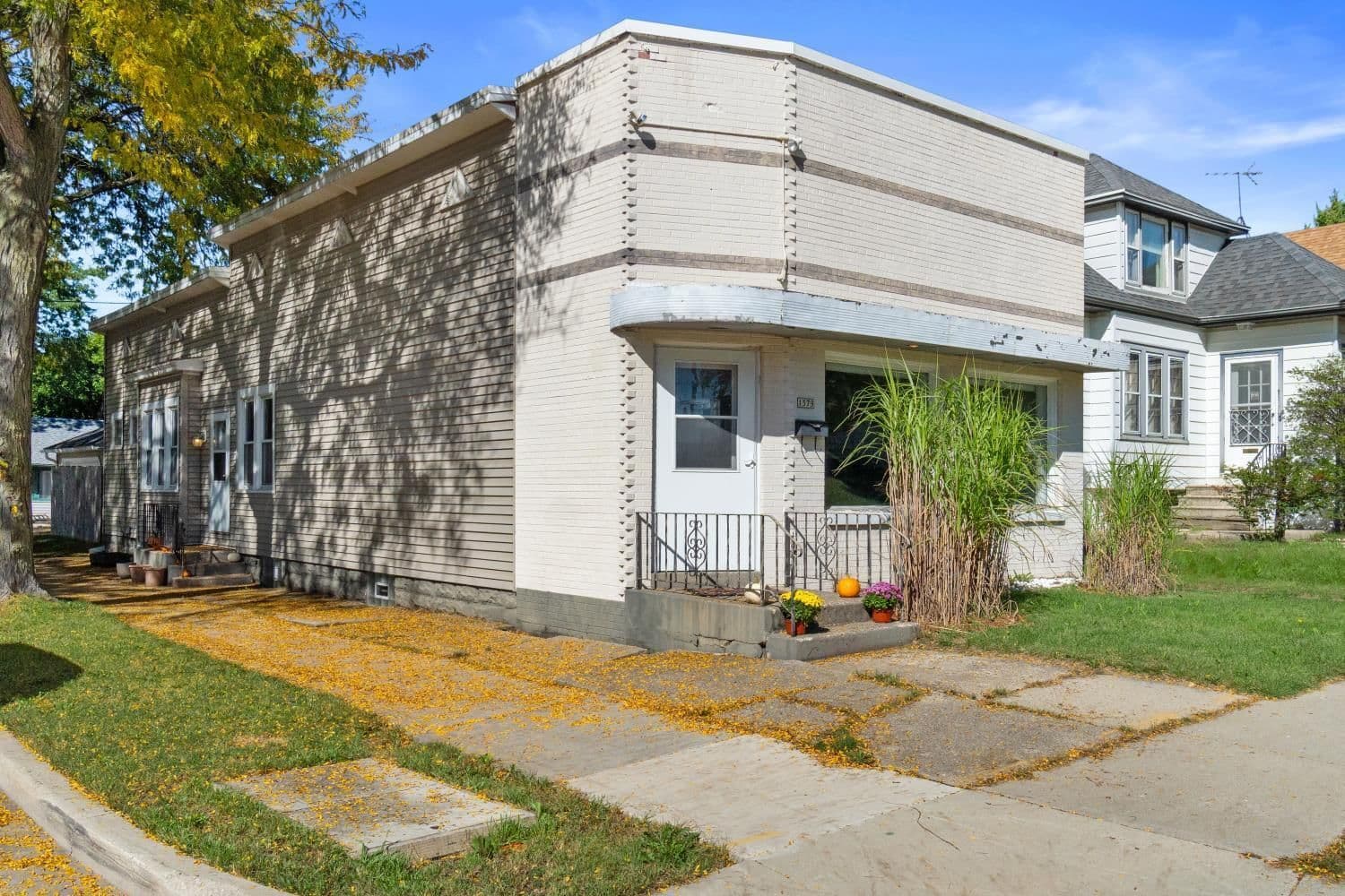 1579 56th St, West Allis, WI 53214 2